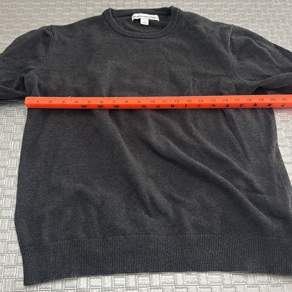 Amazon Essentials gray Men's Crewneck Sweater size large - Picture 6 of 7